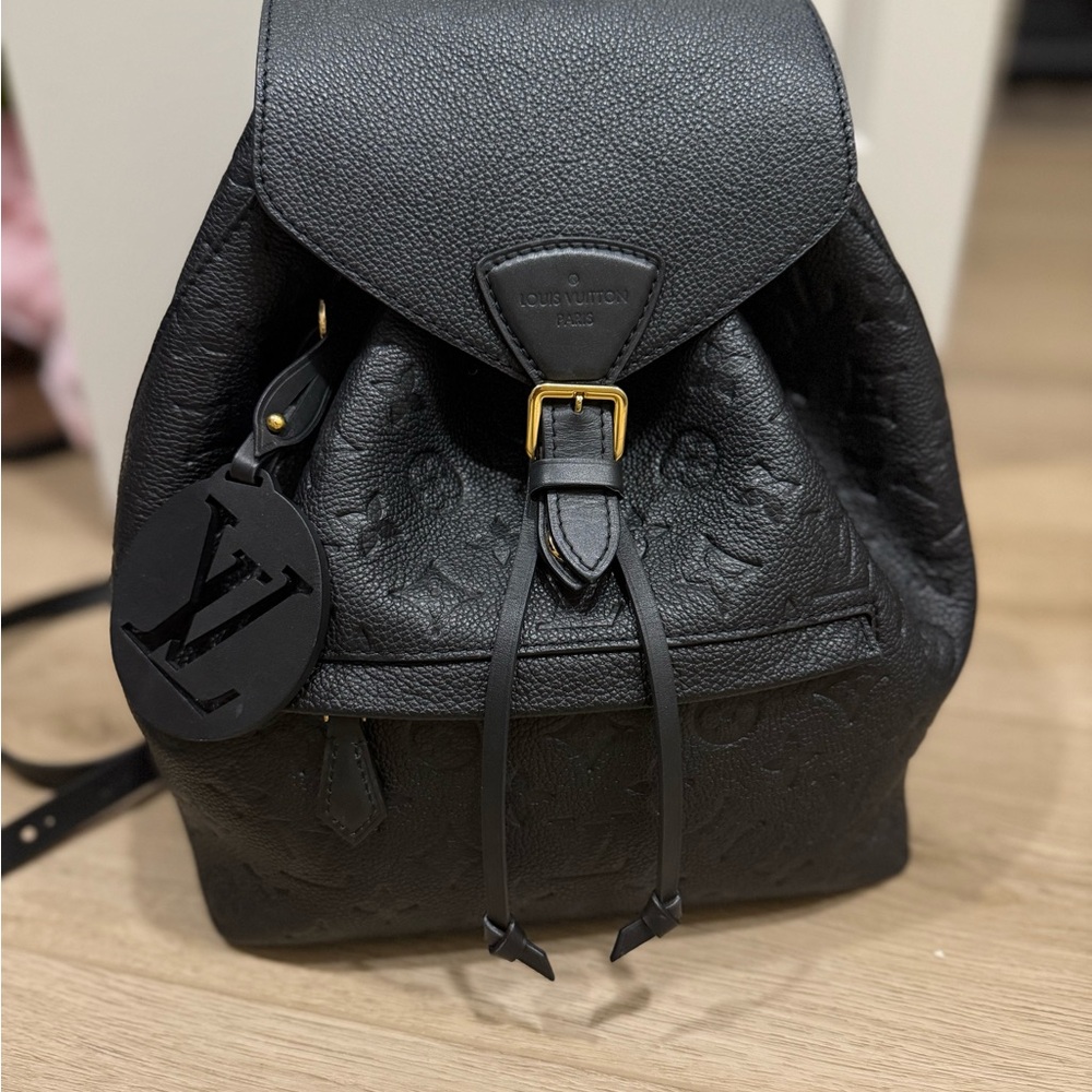 Louis Vuitton Black Leather Backpack - image 3